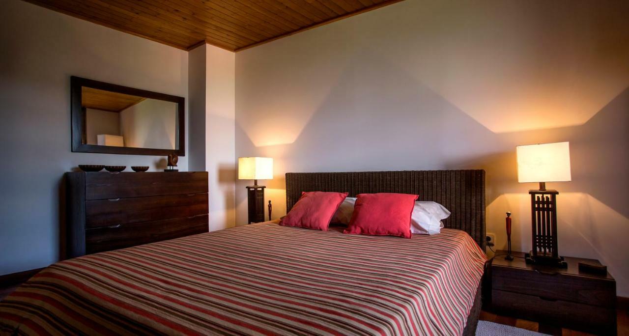 Вилла Casas Peralta - Leira Pereira Cabreiros Экстерьер фото