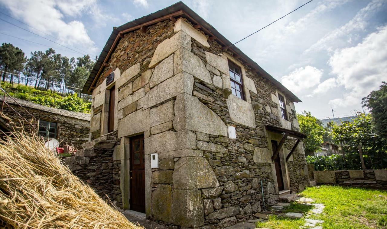 Вилла Casas Peralta - Leira Pereira Cabreiros Экстерьер фото